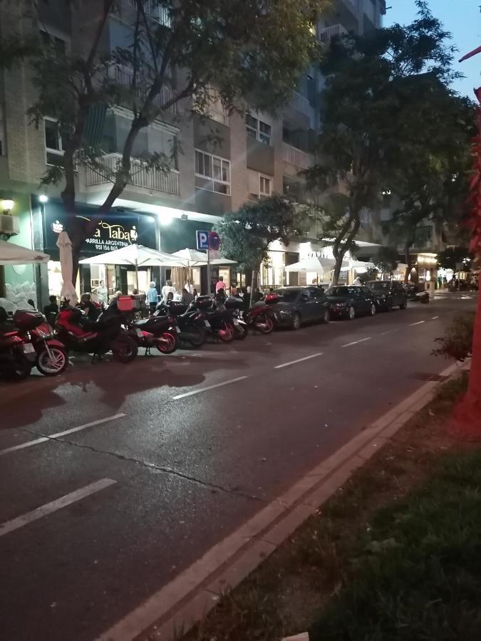 Apartamento Abadia Malaga Ngoại thất bức ảnh
